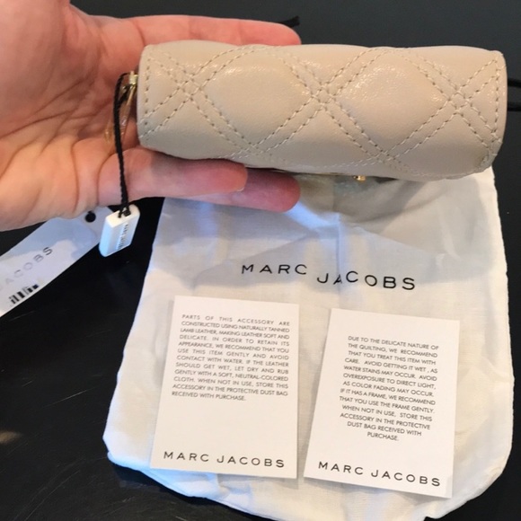 NWT authentic luxury Marc Jacobs quilted wallet - Picture 8 of 8